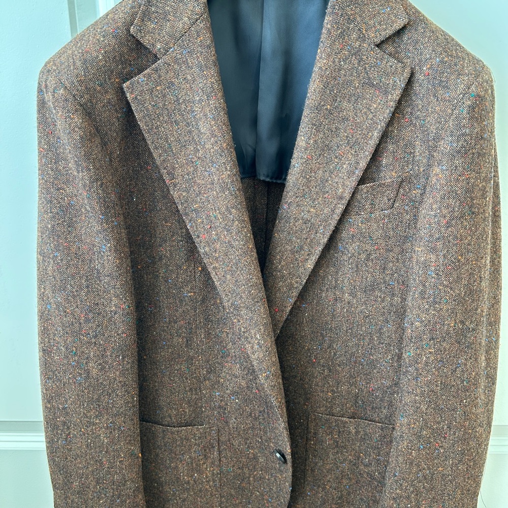 Brown Tweed Sport Coat with Notched Lapels